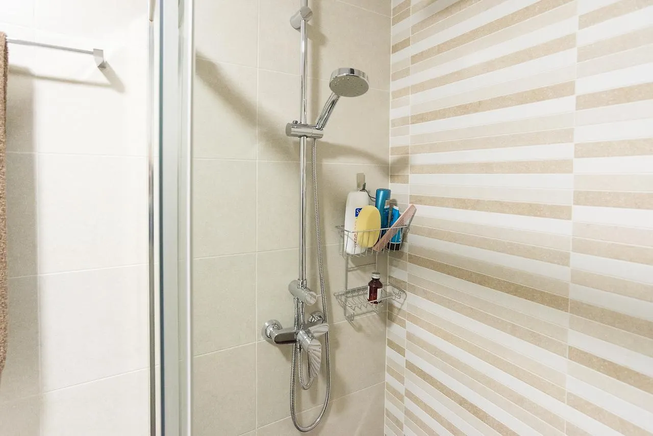 Del Parque Flats Alamos Parrot Apartment Malaga 0*,  Spain