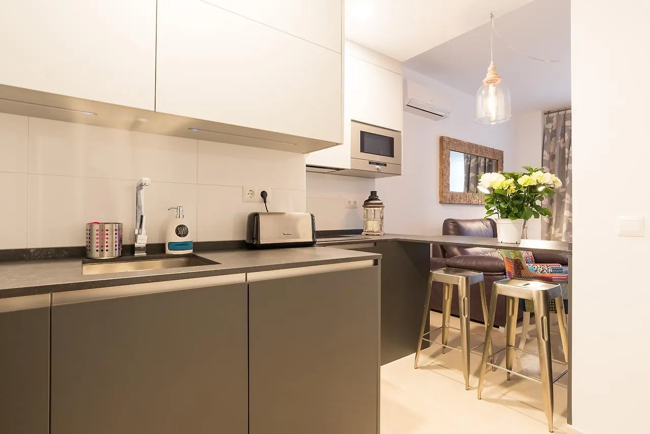 Del Parque Flats Alamos Parrot Apartment Malaga 0*,